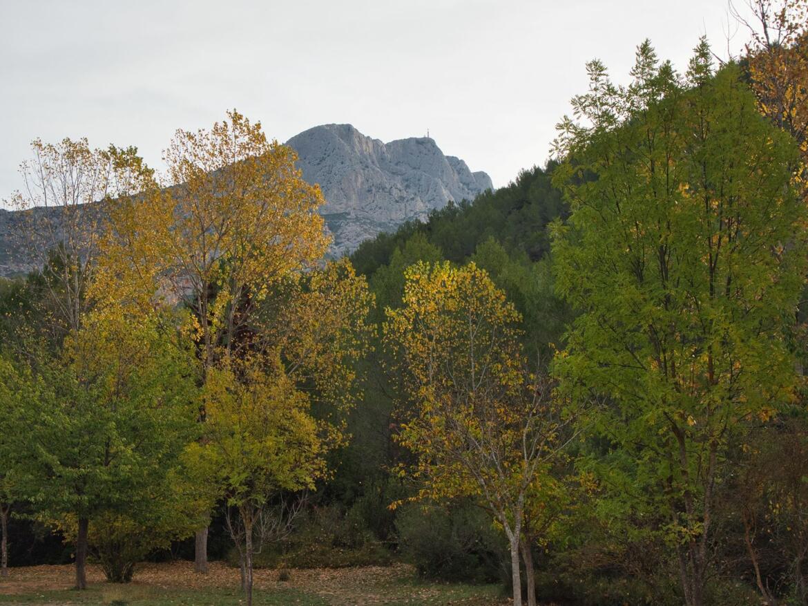 Vers la Sainte Victoire