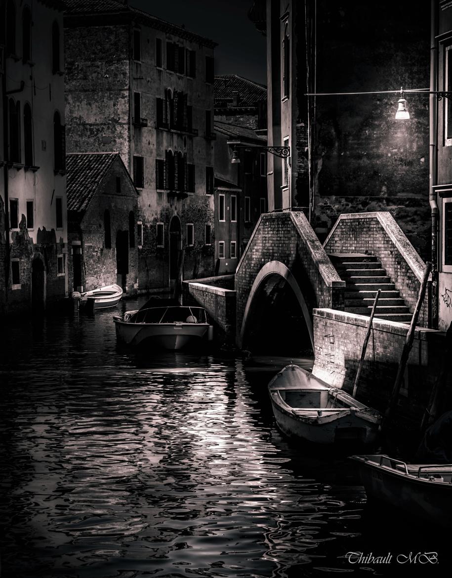 Venezia, Ponte di note