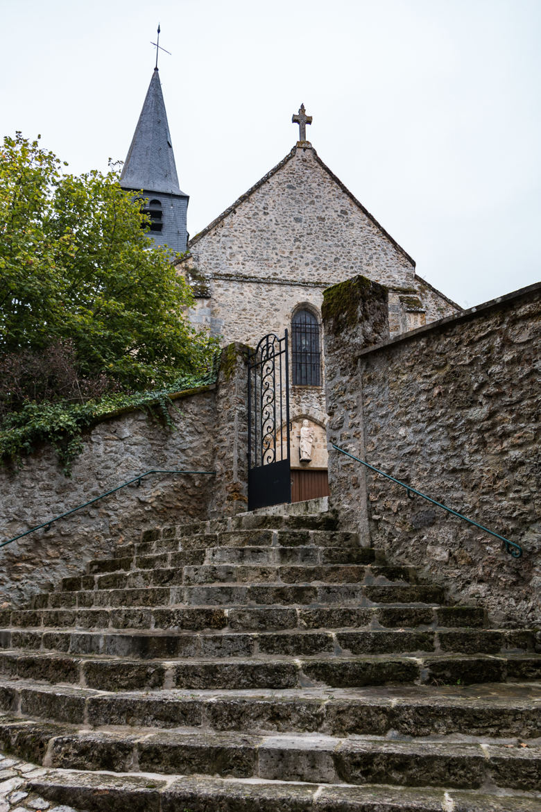 de porte en porte Eglise de Senlisse