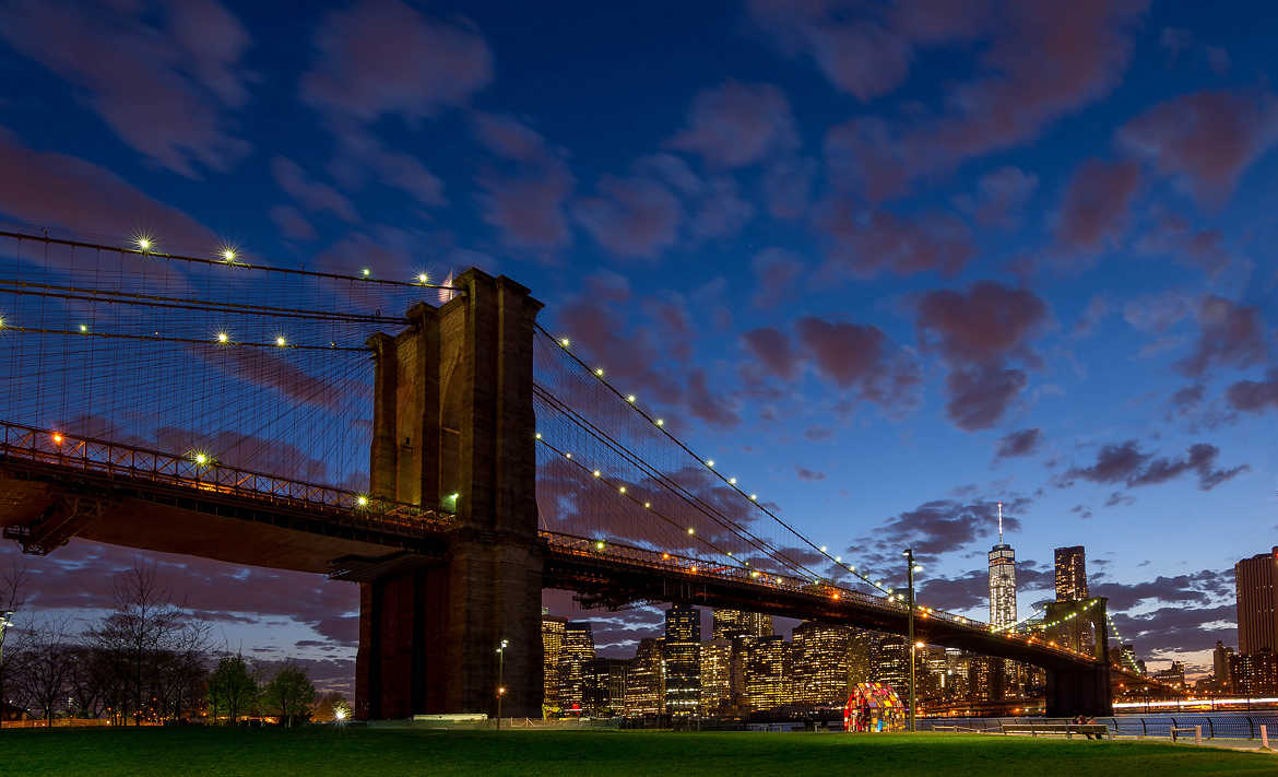 Brooklyn Bridge & skyline