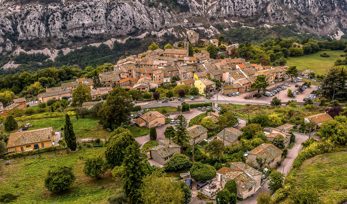 Gréolières son village montagnard.