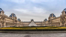 LE LOUVRE