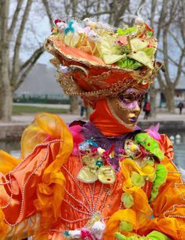 a chacun son masque 6