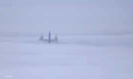 Fourvière dans le brouillard