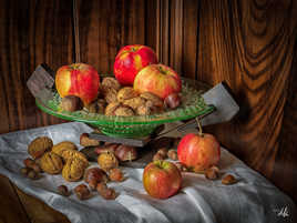 Nature morte, pommes et noix