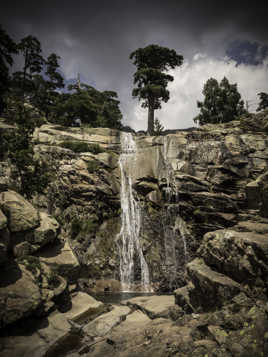 Cascade avant l'Orage