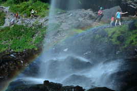 Rideau de lumière, d'eau et d'autres éléments