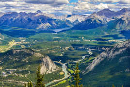 Vue des Rocheuses canadiennes