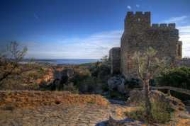 La haut sur la colline