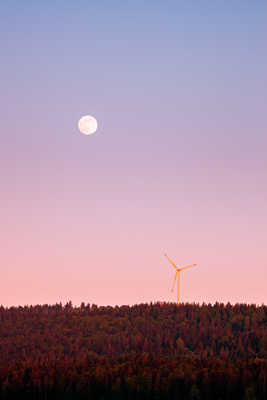 La lune Chasse le soleil