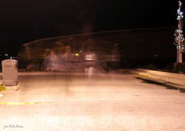 Planche à roulette la nuit