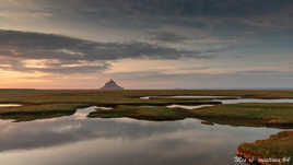 Coucher de soleil au mont saint michel