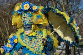 a chacun son masque 4