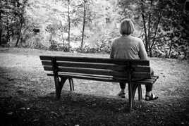 Je t'attends, je t'attends, je t'attends Depuis trop longtemps...