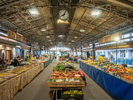 Marché couvert ......