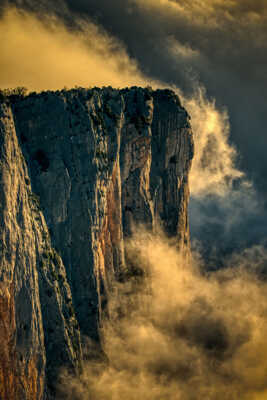 Lumière en falaise...