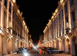 Rue Royale, le soir