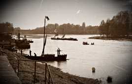 Sur la Loire à Orléans