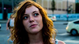 Portrait d'une jolie Rousse