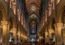 CATHEDRALE NOTRE DAME DE PARIS