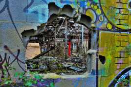 Derrière le mur ...