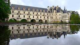 Chateau miroir.