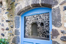 Une porte peut en cacher une autre