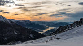 Coucher de soleil sur le lac de Serre-Ponçon