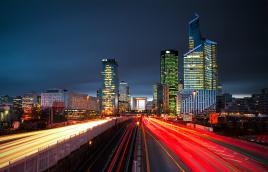 La défense avant l'orage