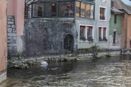 accès vénitien" derriere le Palais de l'Isle 12/16ème s