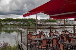 Guinguette rive de La Loire