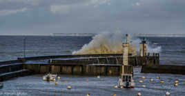 Tempête sur Tharon plage