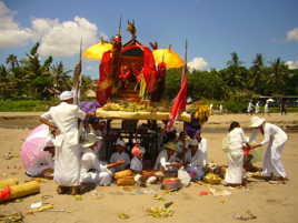 CEREMONIE BALINAISE