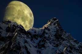 Le soleil a rendez-vous avec la lune