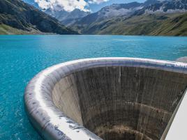 Lac de Moiry et son Trop plein