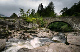 Le pont de la cascade