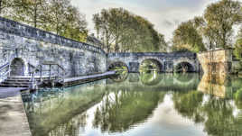 Petit pont sur le fil du Mau !