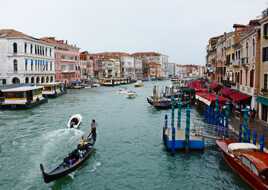 Sur le Grand Canal