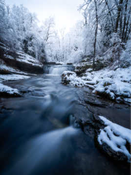 Les cascades du Hérisson sous la neige