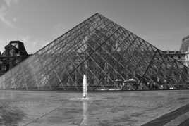 Pyramide du louvre