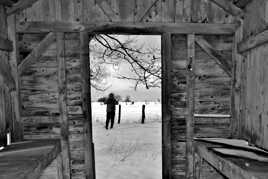 Gigi !... Gigi ? C'est toi là-bas dans le noir ?