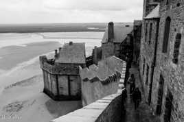mont saint Michel les remparts