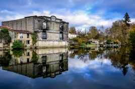 ancien chai Courvoisier
