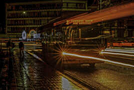 Les lumières de Noël et les traînées lumineuses