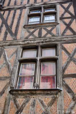 Façade à colombages.