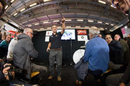 hep!! toi là bas !!