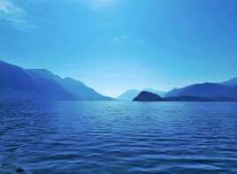 Le lac Majeur en monochrome