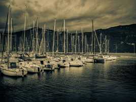 Voiliers sur le lac d'Aix les Bains