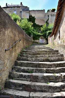 Raccourci vers le château