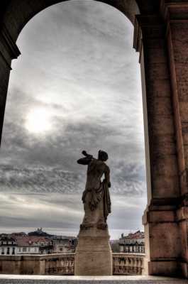 L'appel de la lumière divine...